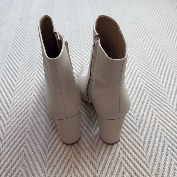 Marc Fisher JARLI POINTY ANKLE BOOTIE - Picture 6 of 8